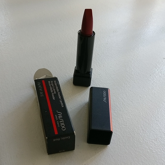 🌼$5 Add-on🌼 mini Shiseido matt red lipstick 💋 - Picture 3 of 7
